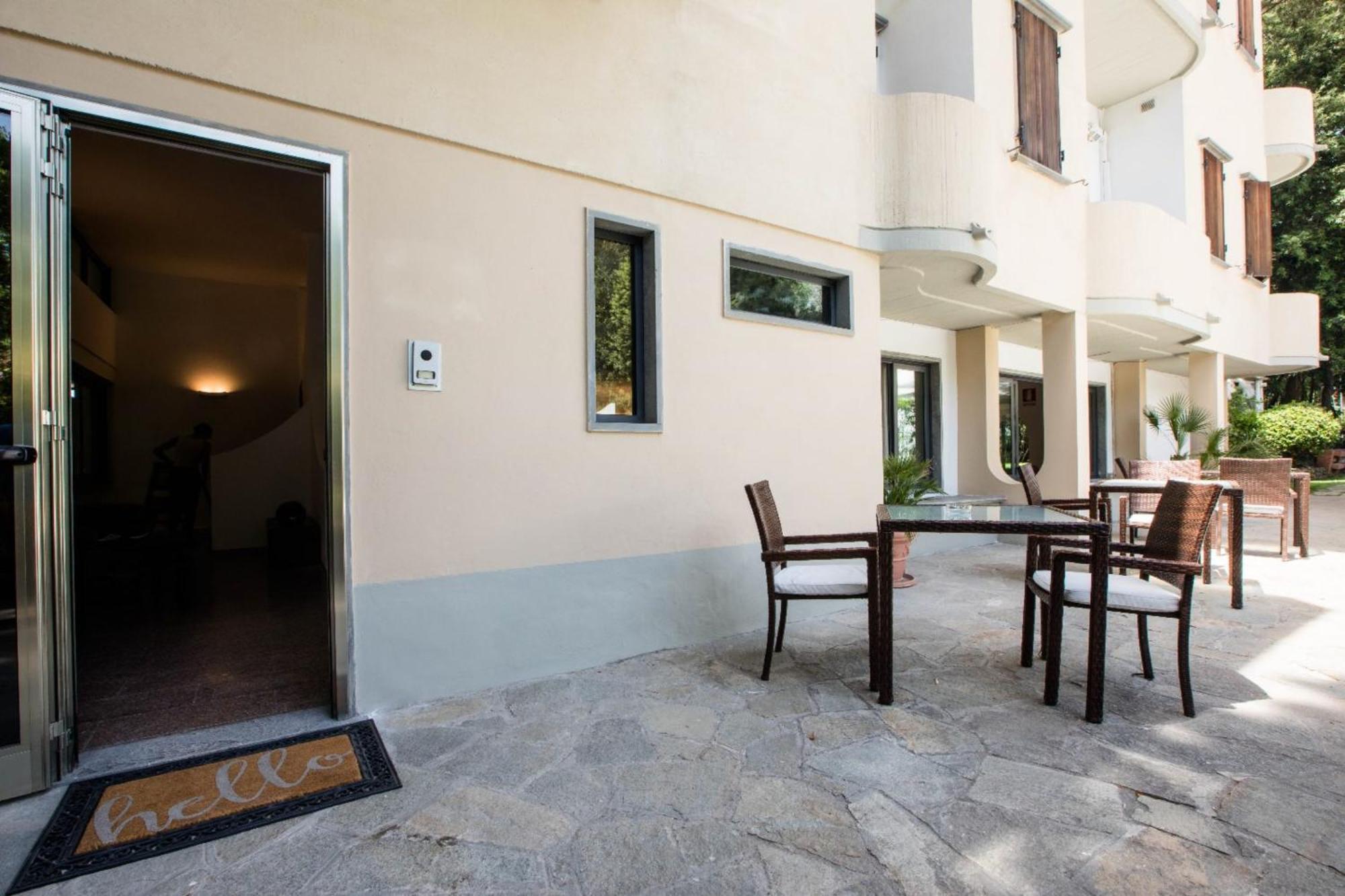 La Tavernetta Dei Ronchi มารีนา ดิ มาซซา ภายนอก รูปภาพ
